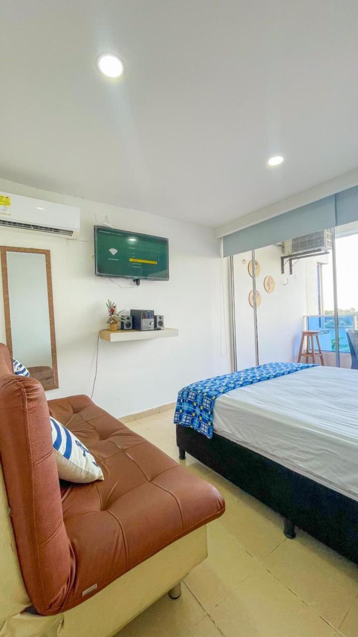 En El Laguito Con Piscina Y A Pasos De La Playa Apartamento