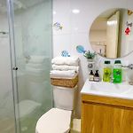 Apartaestudio en el laguito con piscina y a pasos de la playa