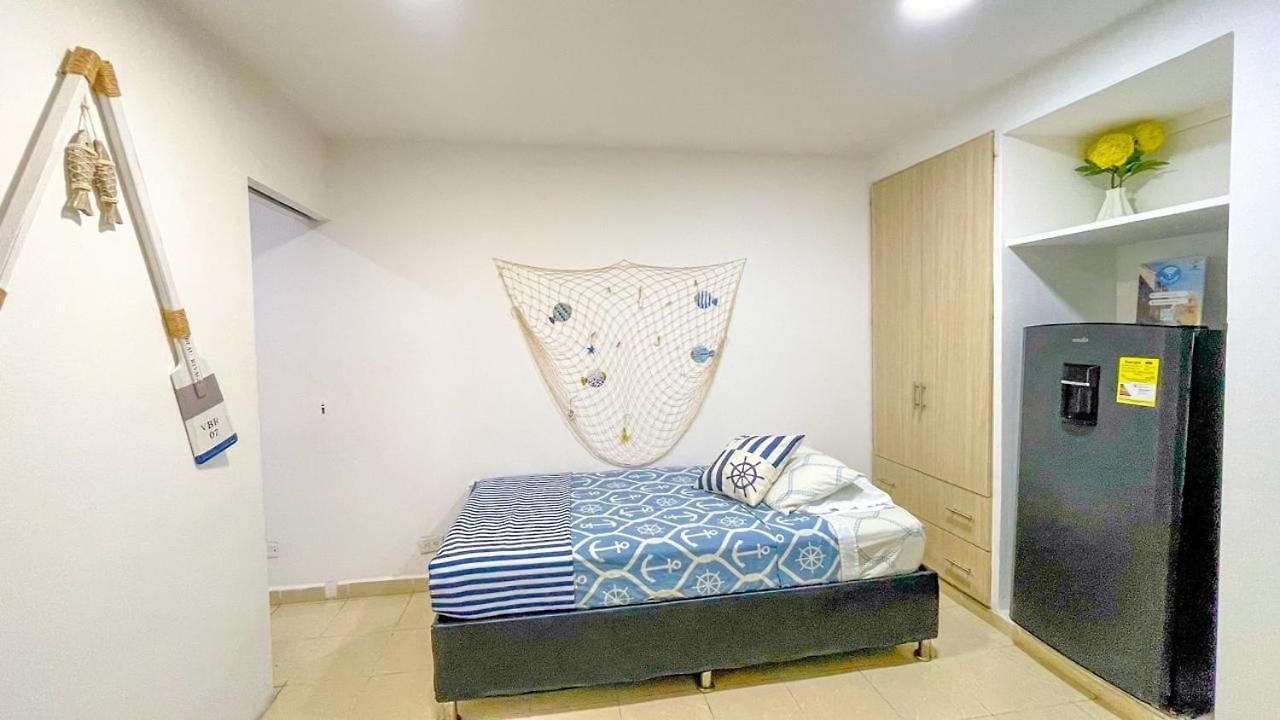 En El Laguito Con Piscina Y A Pasos De La Playa Apartamento